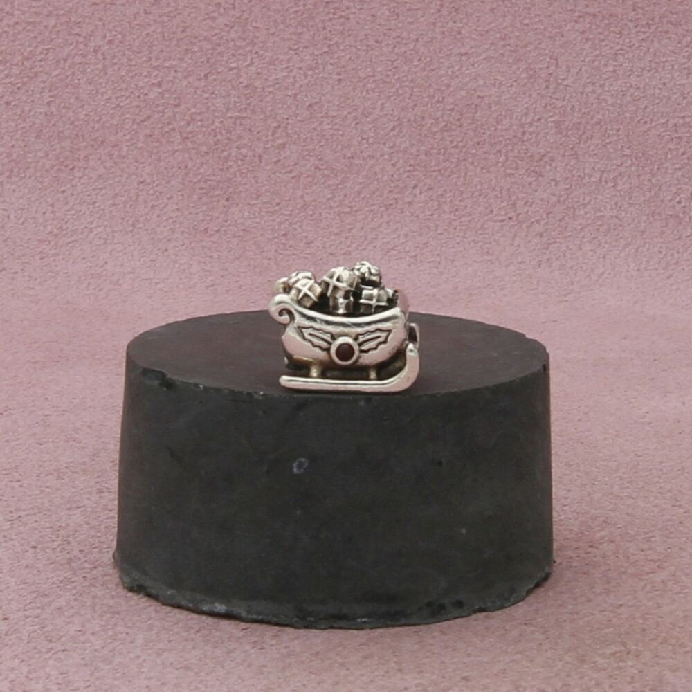 pandora sterling silver authentic christmas santas sleigh bead (790562ga) charm